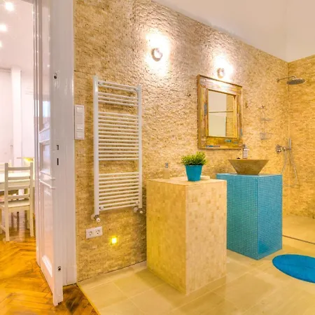 Capital 2 Appartement *
