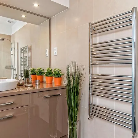 Central Stylish Apartments *