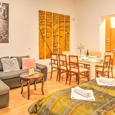 Central Stylish Apartments * Budapešť