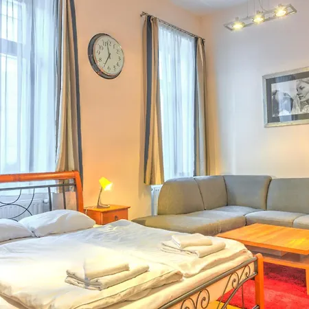Central Stylish Apartments *