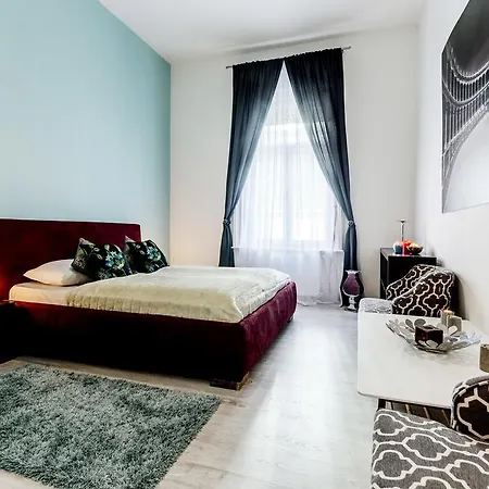 Central Stylish Apartments
